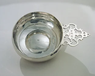 Porringer, 1760 (stříbro)