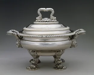 Polévka Tureen