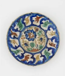 Talíř, možná Tabriz, Írán, safavidské období, konec 16.-začátek 17. století (keramika)