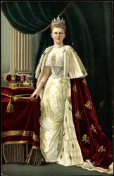 Nizozemská královna Wilhelmina s korunou, dřík (čb fotografie)