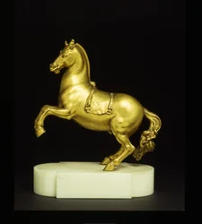 Chovný kůň (zlacený bronz)