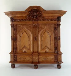 Skříň, z Gdaňska, cca 1730 (dřevo)
