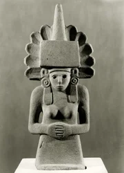 Centeocihuatl, bohyně kukuřice, Huastecan, c. 1000-1250 (vápenec)