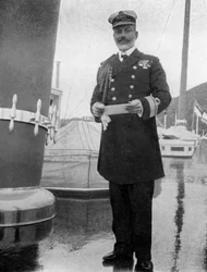 Komodor Sir Archibald Milne 1855-1938, 1908.