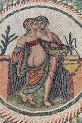 Eros a Psyché. 3. - 4. století. Římská vila Casale, Sicílie (mozaika)