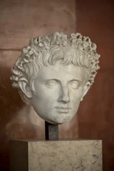 Art Řím Hlava císaře Augusta (63 př. n. l. - 14 n. l.) mramor
