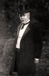 Rt Hon. Sir Henry Campbell-Bannerman, předseda vlády Velké Británie, 1908.
