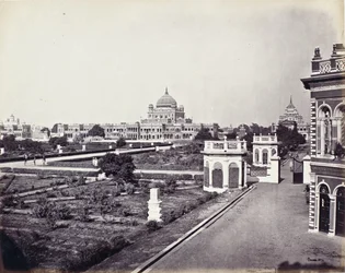 Pohled v paláci Qaisar Bagh
