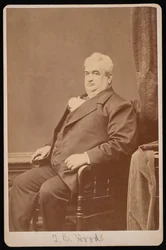 Portrét Dr. T.B. Hood, mezi 1876 a 1880.