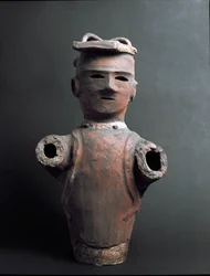 Pohřební terakotová socha (haniwa), období Kofun (250-538)
