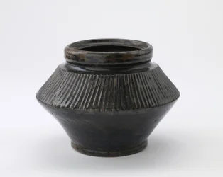 Jar, Tachikui, prefektura Hyogo, období Edo, konec 18. až polovina 19. století (keramika)