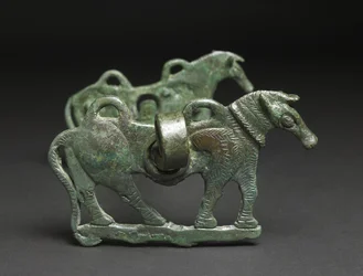Horse Bit, možná 9.-7. století před naším letopočtem, Írán (bronz) (viz také 113753)