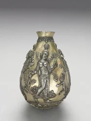 Nádoba Anahita, 300-500 (litá, vyvýšená, repussé, pronásledovaná a zlacené stříbro)