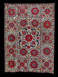 Shakhrisyabz Suzani, c. 1800 (hedvábná výšivka na bavlněném podkladu)