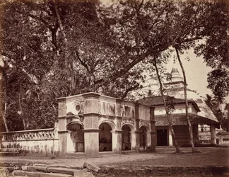 Buddhistický chrám, kolonie