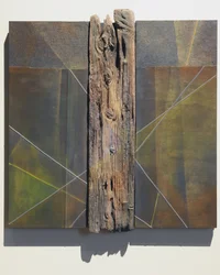 Ježíš přijímá utrpení, 2007 (deska, olovo, pigment, textura, nalezené předměty, hřebíky)