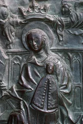 Madonna a dítě (bronz) (detail z 249964)