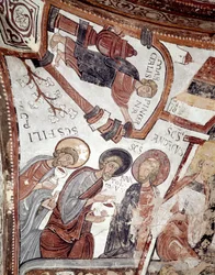 Cyklus měsíců: sluha nabízí nápoj apoštolům (sv. Andrej, sv. Bartoloměj a sv. Filip). Detail fresky z 12. století z královského panteonu Real Colegiata of San Isidoro (Royal Collegiale of Saint Isidore). Leon. Spai