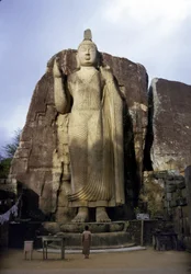 Velký Buddha z Avukany. Srí Lanka. 5. století.