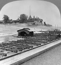 Pohled na Sagaing z řeky Irrawaddy, Barma, 1908