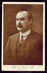 James Connolly (1868-1916) fotografován Lafayettem, Dublin, asi 1910 (sépiová fotografie)