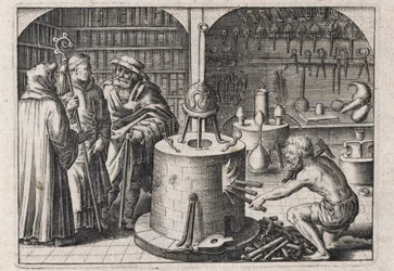 Tři učenci konverzují v alchymistické dílně s pecí a nástroji - Rytina Theodora de Bry (1528-1598), pro alchymistické pojednání ""Tripus avreus, hoc est, Tres tractatus chymici selectissimi"" od Michaela Maiera (1569-1622)