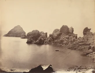 Tufové dómy, Pyramid Lake, Nevada,1867 (foto)