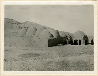 Klášter svatých Theodora a Akladia, Medinet Habu, Egypt, fotografie Ugo Monneret de Villard