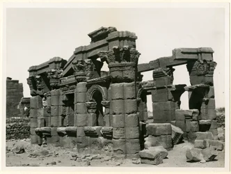 Římský kiosek, Naqa, Súdán, fotografie Ugo Monneret de Villard