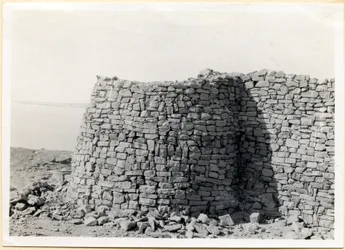 Věž na jihovýchodním nároží, Sabagura, Egypt, fotografie Ugo Monneret de Villard