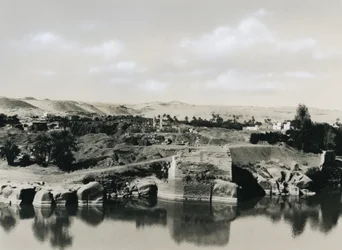 Pohled na ostrov Elephantine s Nilem, Egypt, fotografie Ugo Monneret de Villard