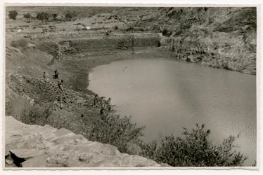 Vodní nádrž u Axumu, Etiopie, fotografie Ugo Monneret de Villard