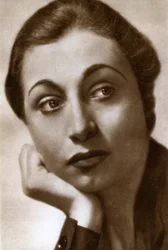 Aline MacMahon , americká herečka, 1933