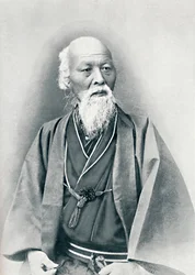 Starý japonský lékař v kostýmu plných šatů, 1902