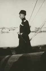 Baron Pyotr Nikolajevič Wrangel na jachtě Lucullus. Lemnos, 1921.