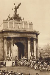 Pod Quadriga, 12. května 1937