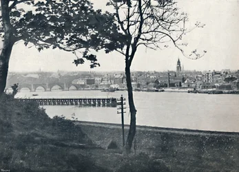 Berwick - Ze Spittalu, ukazuje Berwick Bridge, 1895