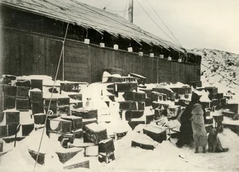 Bloky ledu... pro zjištění rychlosti odpařování, 1908, 1909