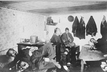 Čínský noclehárenský dům v San Franciscu v Kalifornii, kolem roku 1900