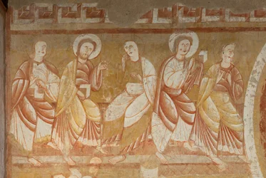Kostel (Église Saint-Martin). Interiér. Nástěnné malby (fresky). Západní stěna lodi. Detail. apoštolů. 12. století.