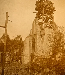 Poškozený kostel, c1914-c1918