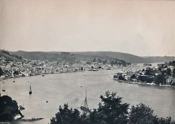 Dartmouth - Celkový pohled, zobrazující Britannia Floating Naval College, 1895