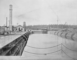 Suchý dok v Esquimaltu, Britská Kolumbie, c1897.