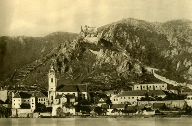 Dürnstein, Wachau, Dolní Rakousko, c1935.