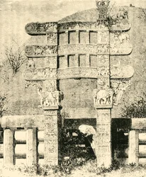 Východní brána Velké stúpy Sanchi, 1890.