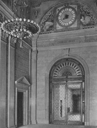 Konec hlavní vstupní haly, Standard Oil Building, New York City, 1924