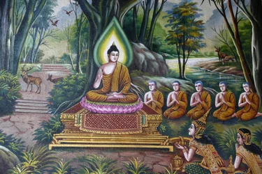 Freska zobrazující Buddhu s následovníky ve Wat Chiang Mun, Chiang Mai. Thajsko
