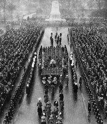 Pohřební průvod George Vs na Horse Guards Parade, Londýn, 28. ledna 1936