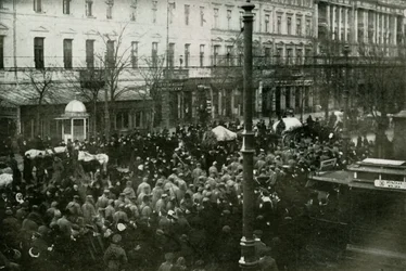 Němečtí zajatci ve Varšavě, 1919.