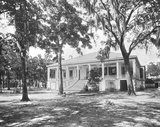 Domov Jeffersona Davise, Biloxi, Mississippi, USA, c1900.